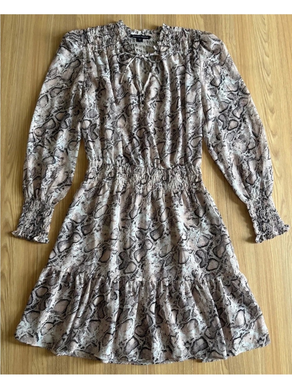 Boston Proper Smocked Snake Print Dress S Blush Gray Prairie Romantic Wedding